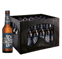 Ein Karton mit zwölf dunklen Flaschen Bier steht neben einer einzelnen Flasche.